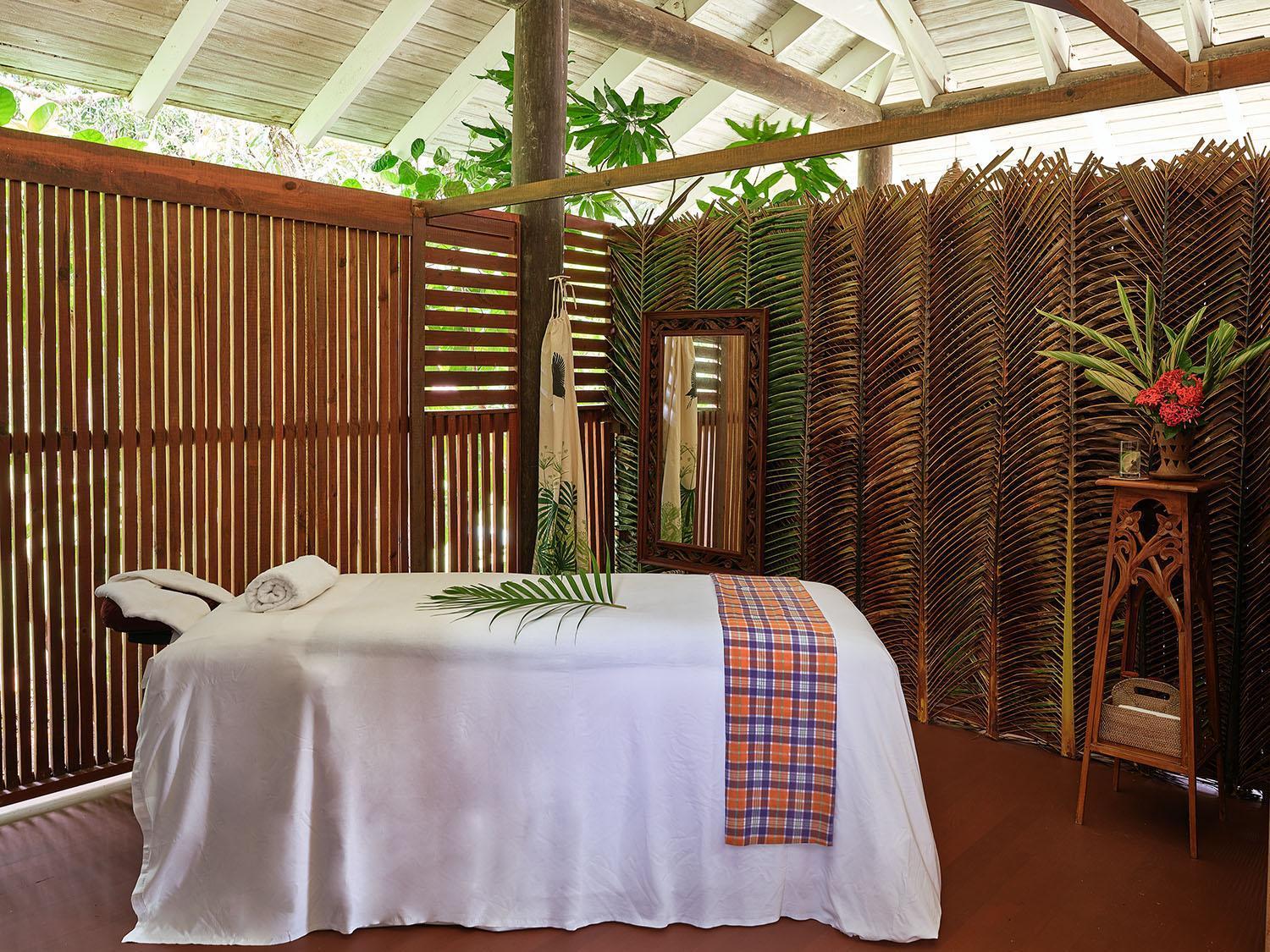 East Winds St. Lucia Hotel โกรส อิส์ลีต ภายนอก รูปภาพ