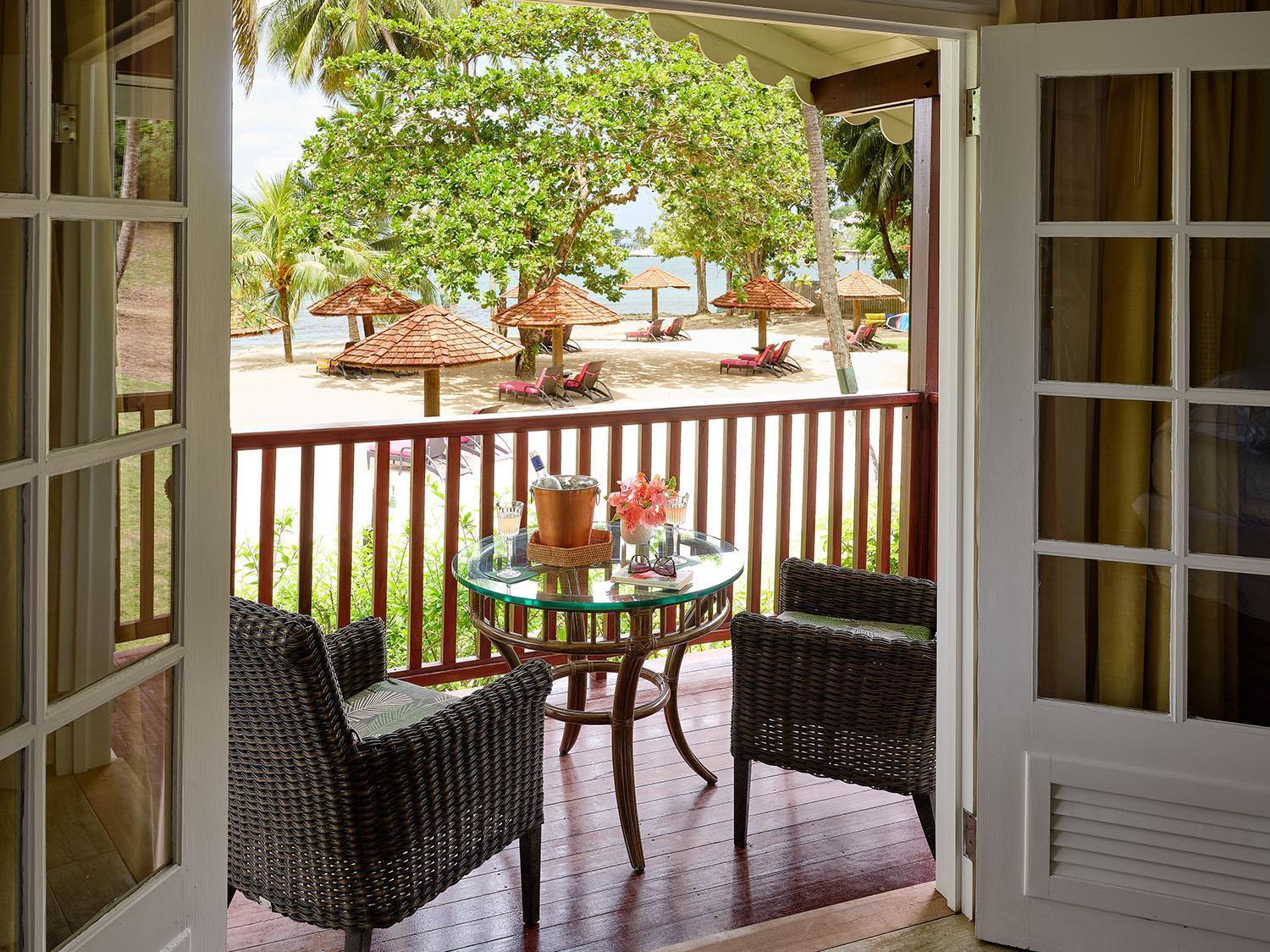 East Winds St. Lucia Hotel โกรส อิส์ลีต ภายนอก รูปภาพ
