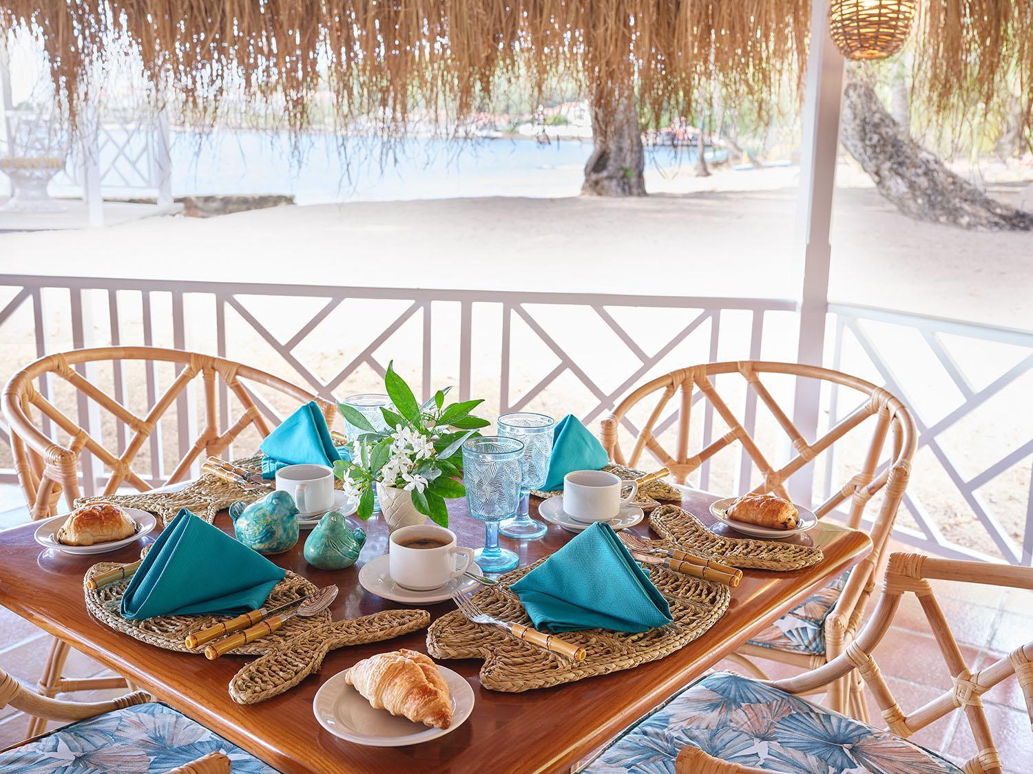 East Winds St. Lucia Hotel โกรส อิส์ลีต ภายนอก รูปภาพ