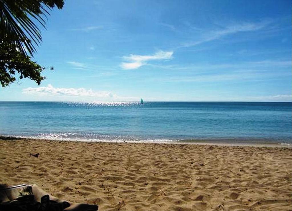 East Winds St. Lucia Hotel โกรส อิส์ลีต ภายนอก รูปภาพ